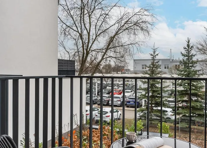 Apartmán Stylish In With Balcony By Renters *