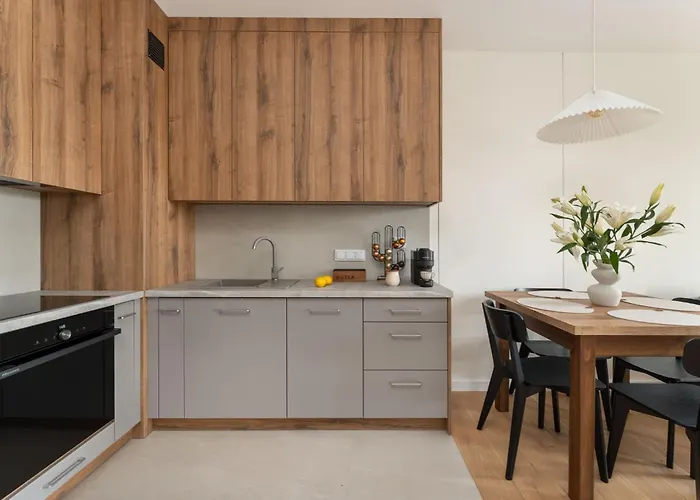 Stylish In With Balcony By Renters Apartmán Ozarów Mazowiecki